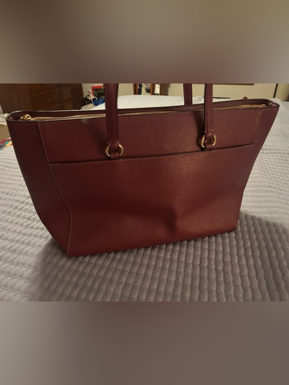 COACH Brown Leather Tote Shoulder Bag with Gold Hardware - Picture 3 of 11